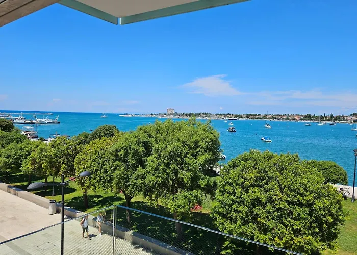 Apartments Riva-Interauto