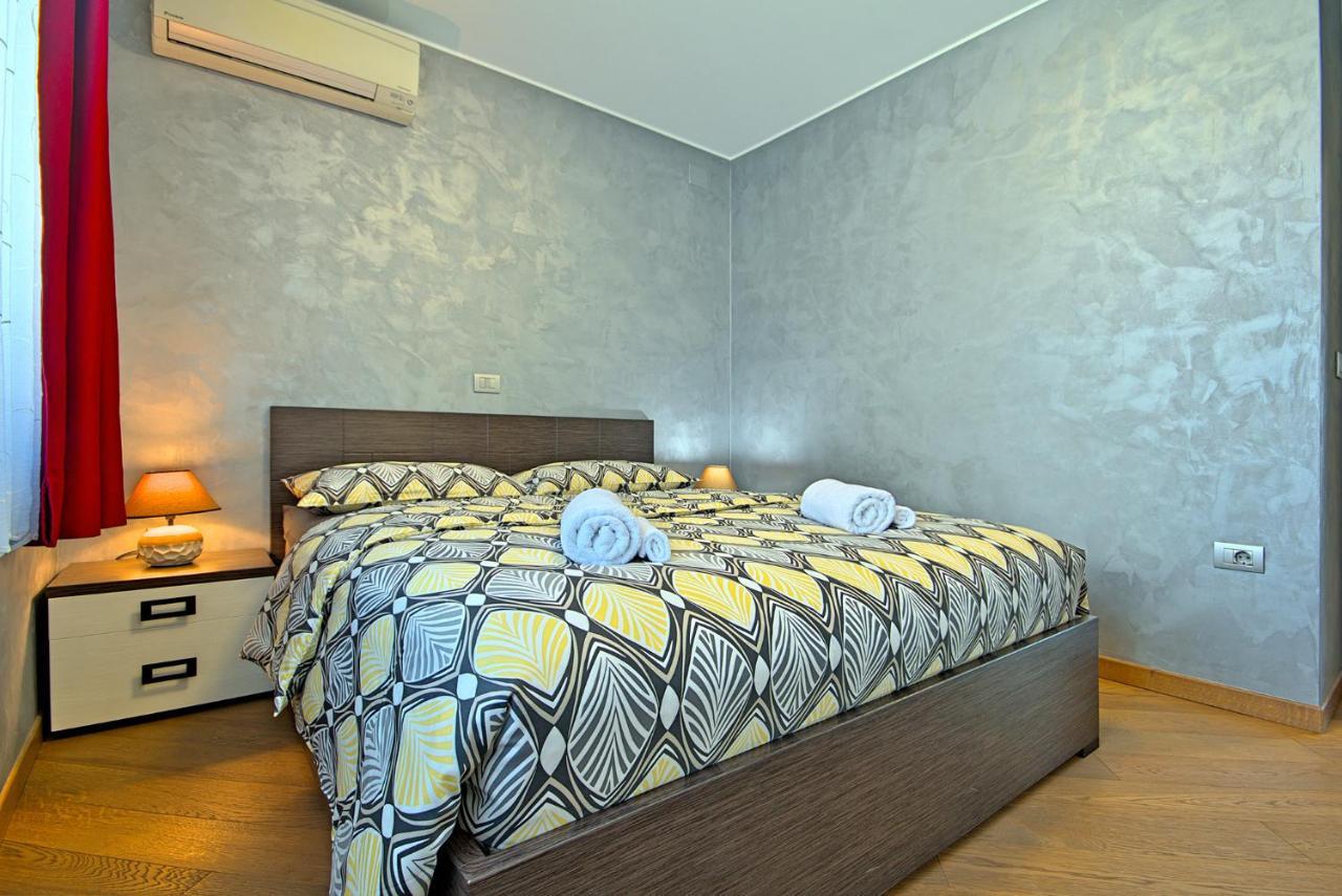 Riva-interauto * Umag
