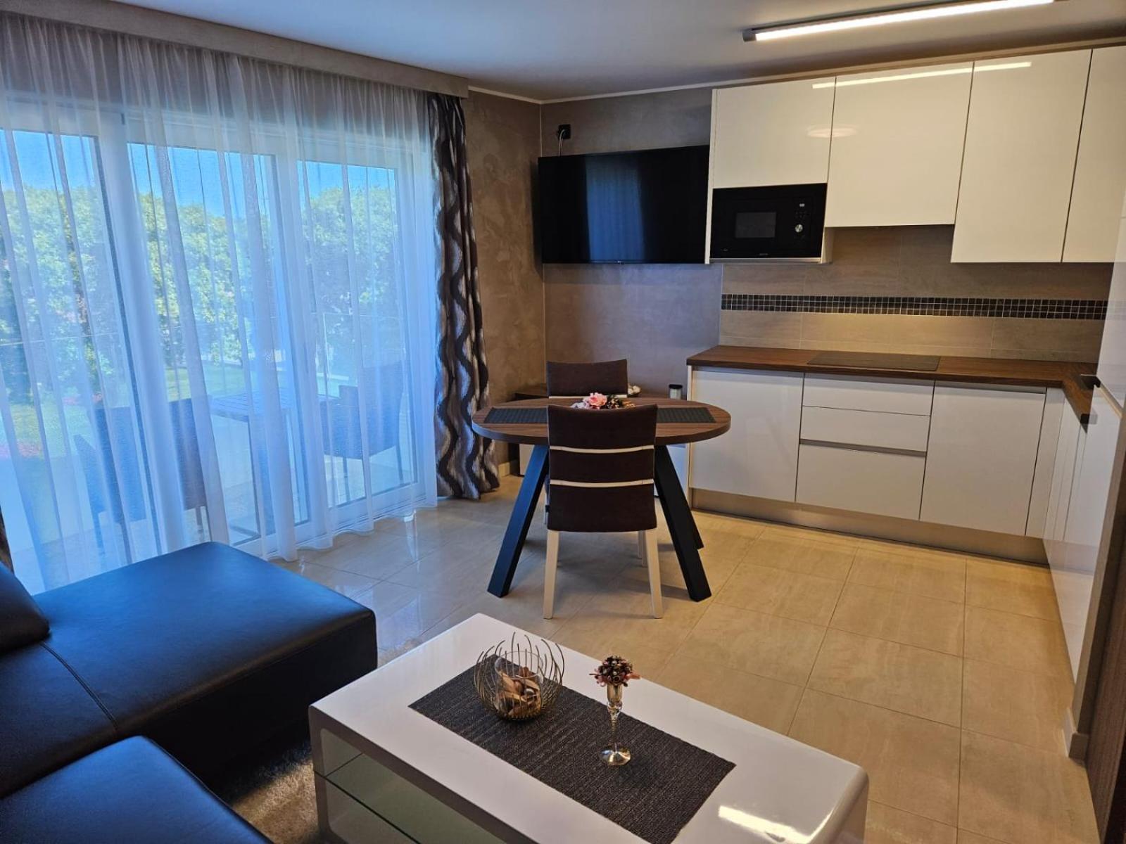 Riva-interauto Apartment *